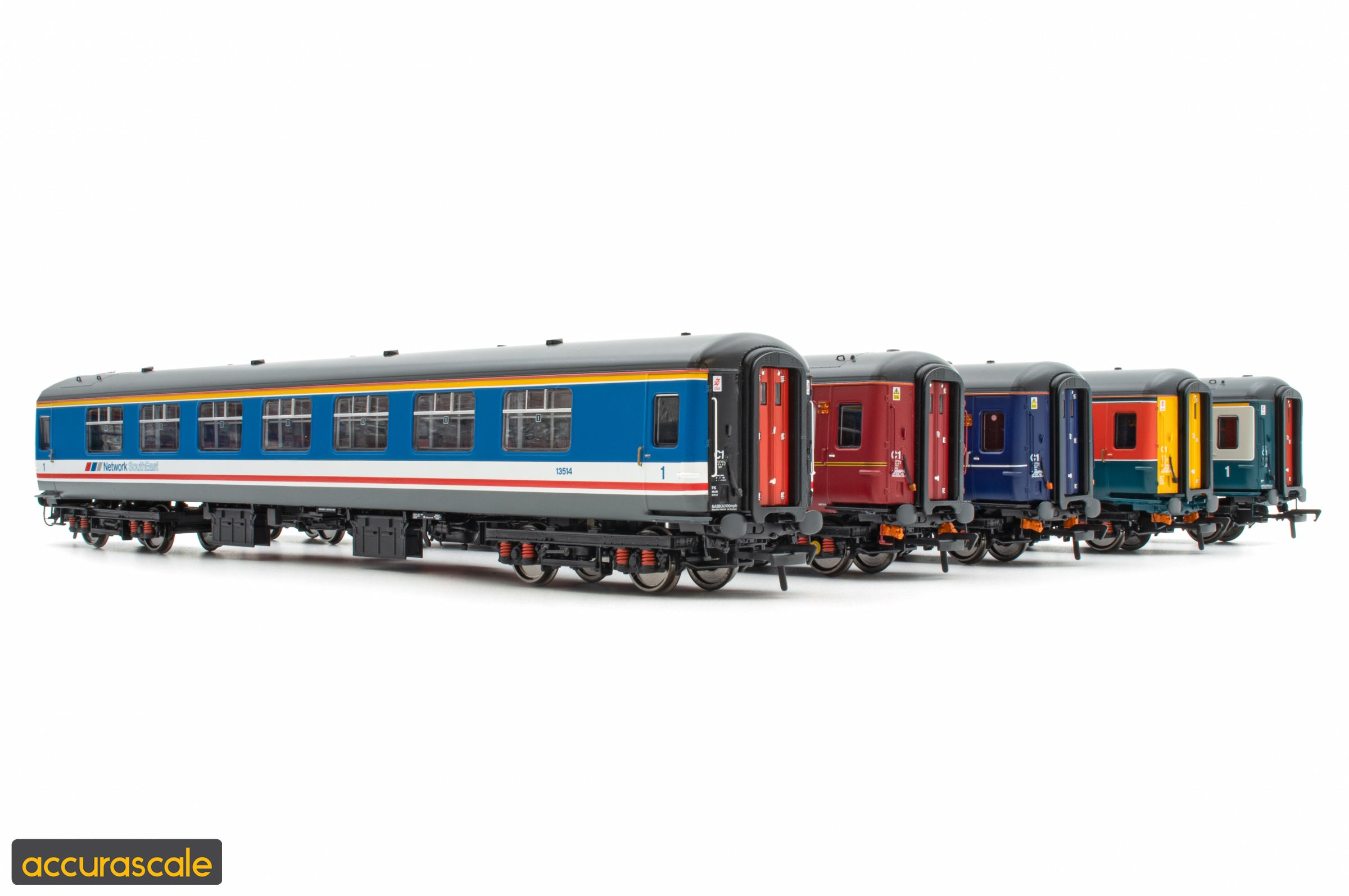 Accurascale Mark 2 Coaches Return – Phase 1 Mark 2c 'Missing Link' Leads the Range