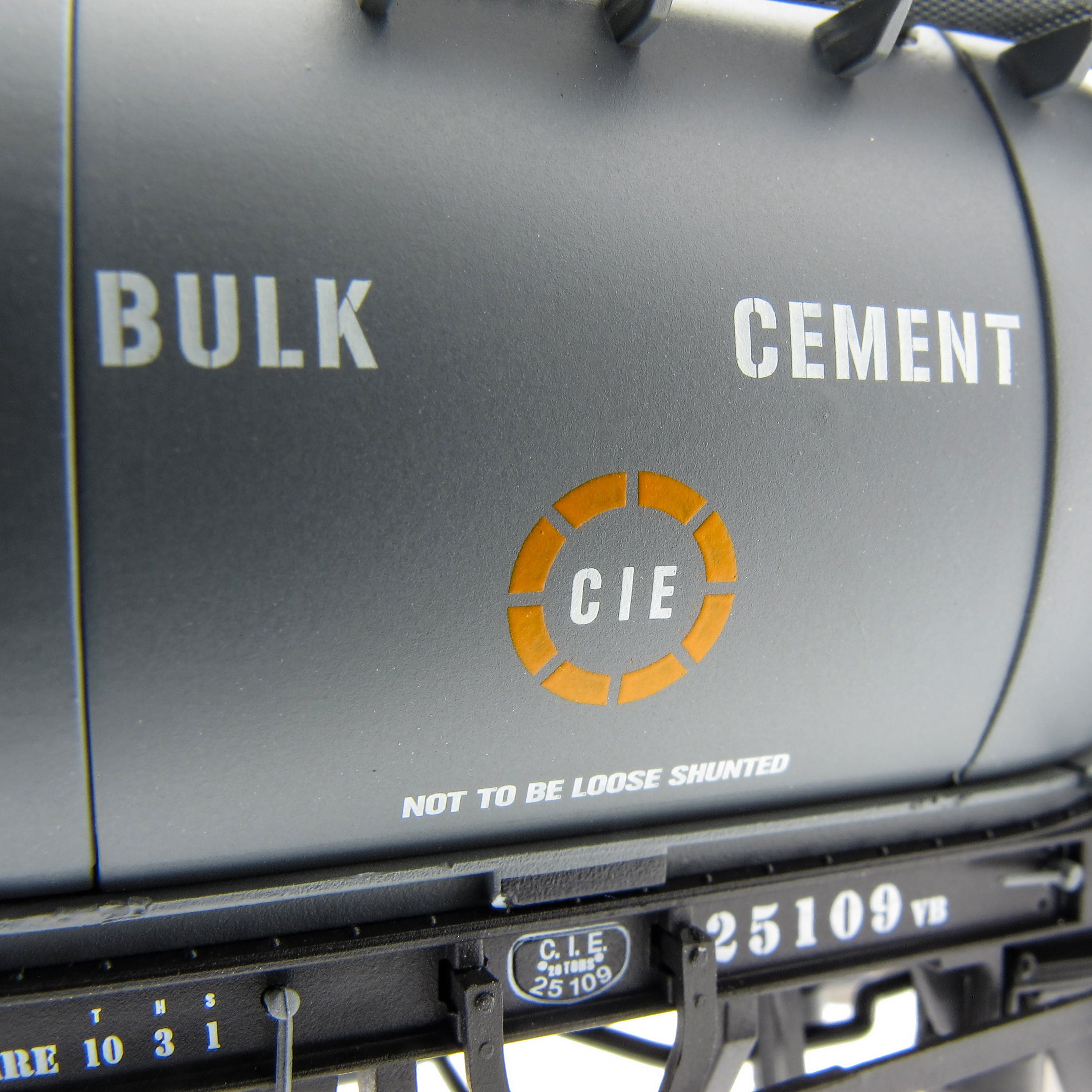 CIE Grey Cement wagon multi-pack I