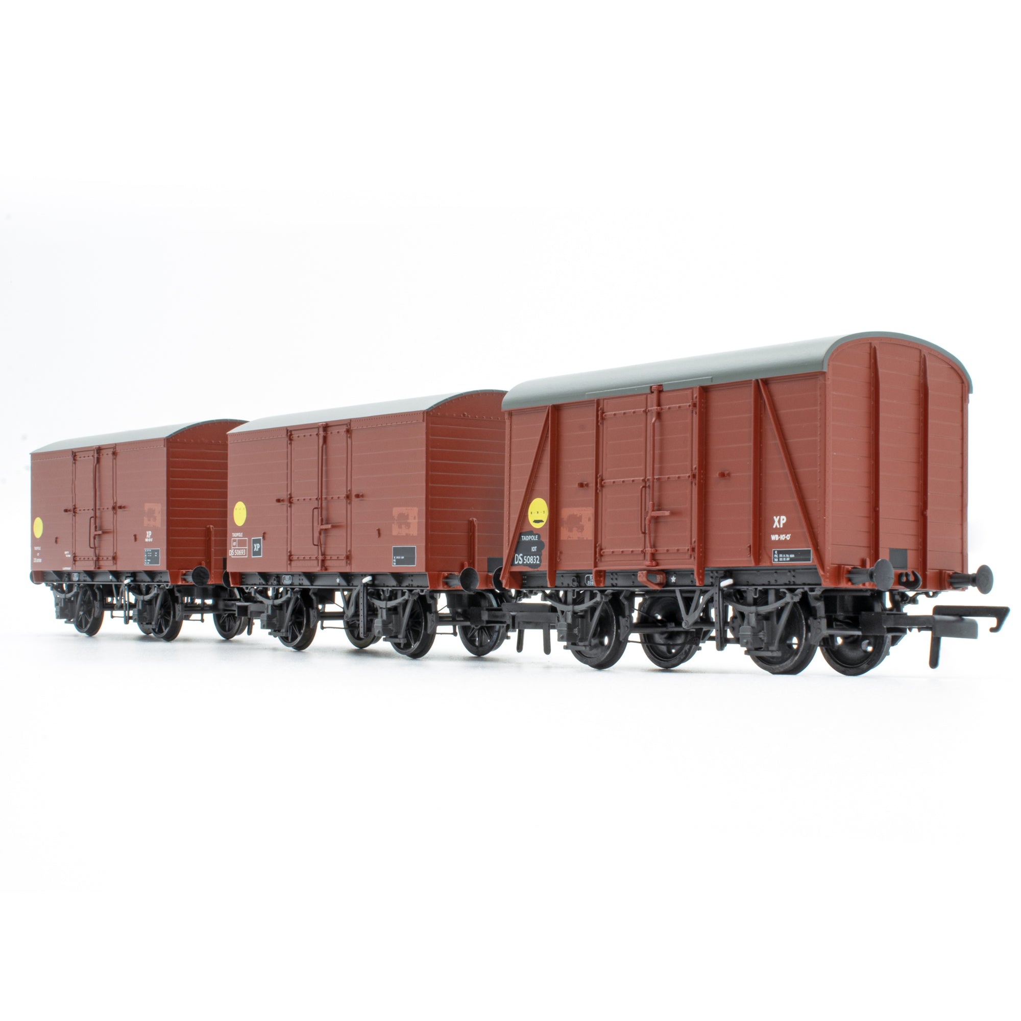 SR Tadpole Mixed ex-1478/1479 Van - British Railways - Triple Pack